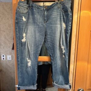 Kut from the Kloth “Katy” Boyfriend Jeans in Classic Blue